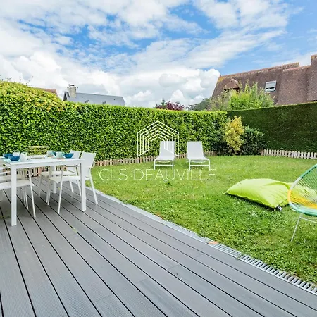 Дом отдыха Domaine Clairefontaine C.L.S Deauville *