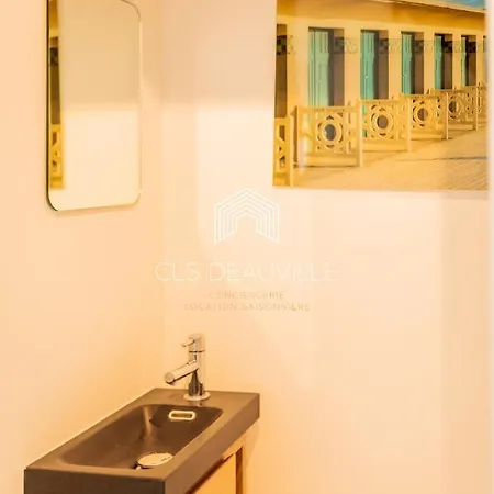 Дом отдыха Domaine Clairefontaine C.L.S Deauville *